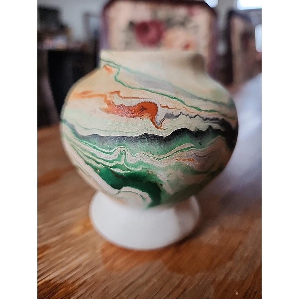 Vintage Nemadji Pottery USA Green Swirl Native‎ American Southwestern Small Vase